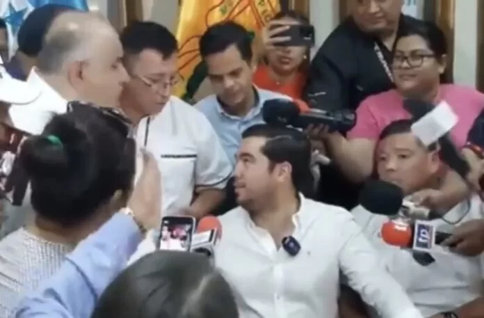 Bartolo Fuentes protagoniza zafarrancho en El Progreso