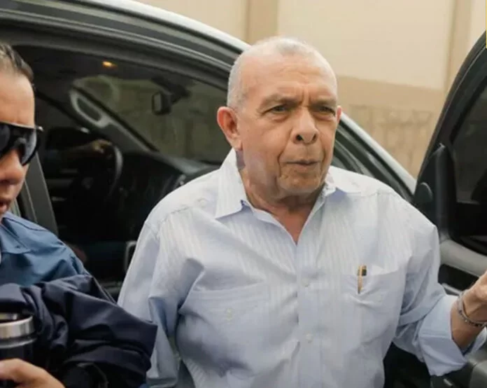 Sobreseído el expresidente Lobo por caso Pandora II