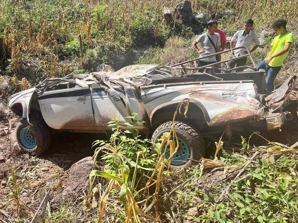 Tres muertos y varios heridos tras volcamiento en Arada, Santa Bárbara
