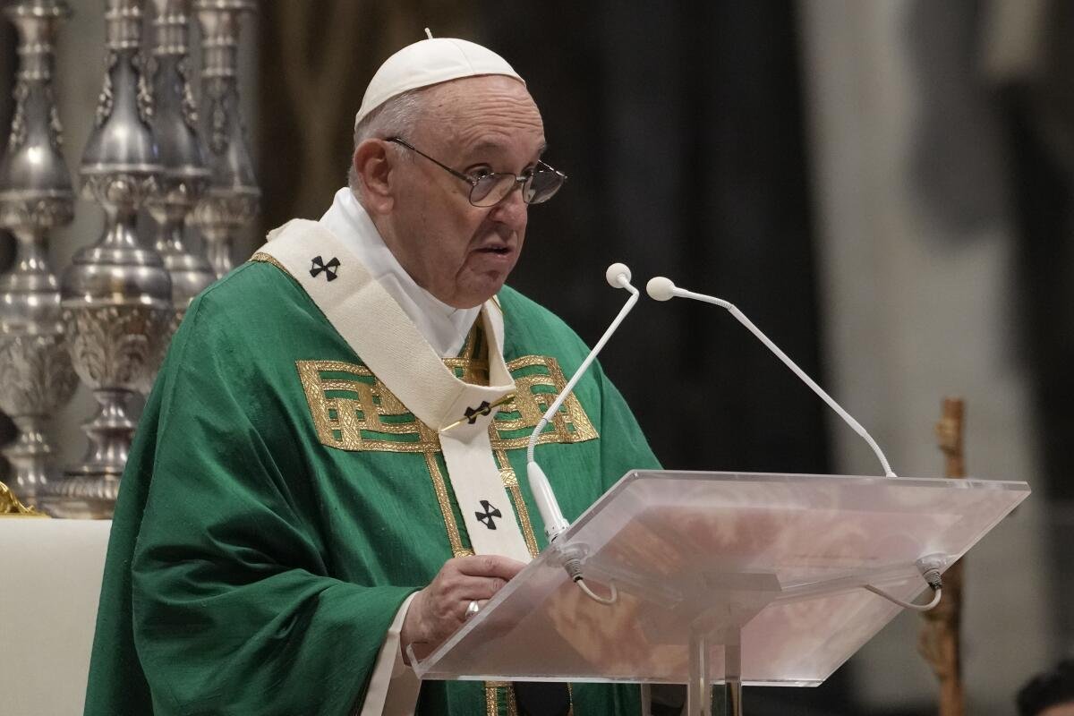 El papa pide decisiones valientes para proteger el medio ambiente ante fenómenos extremos