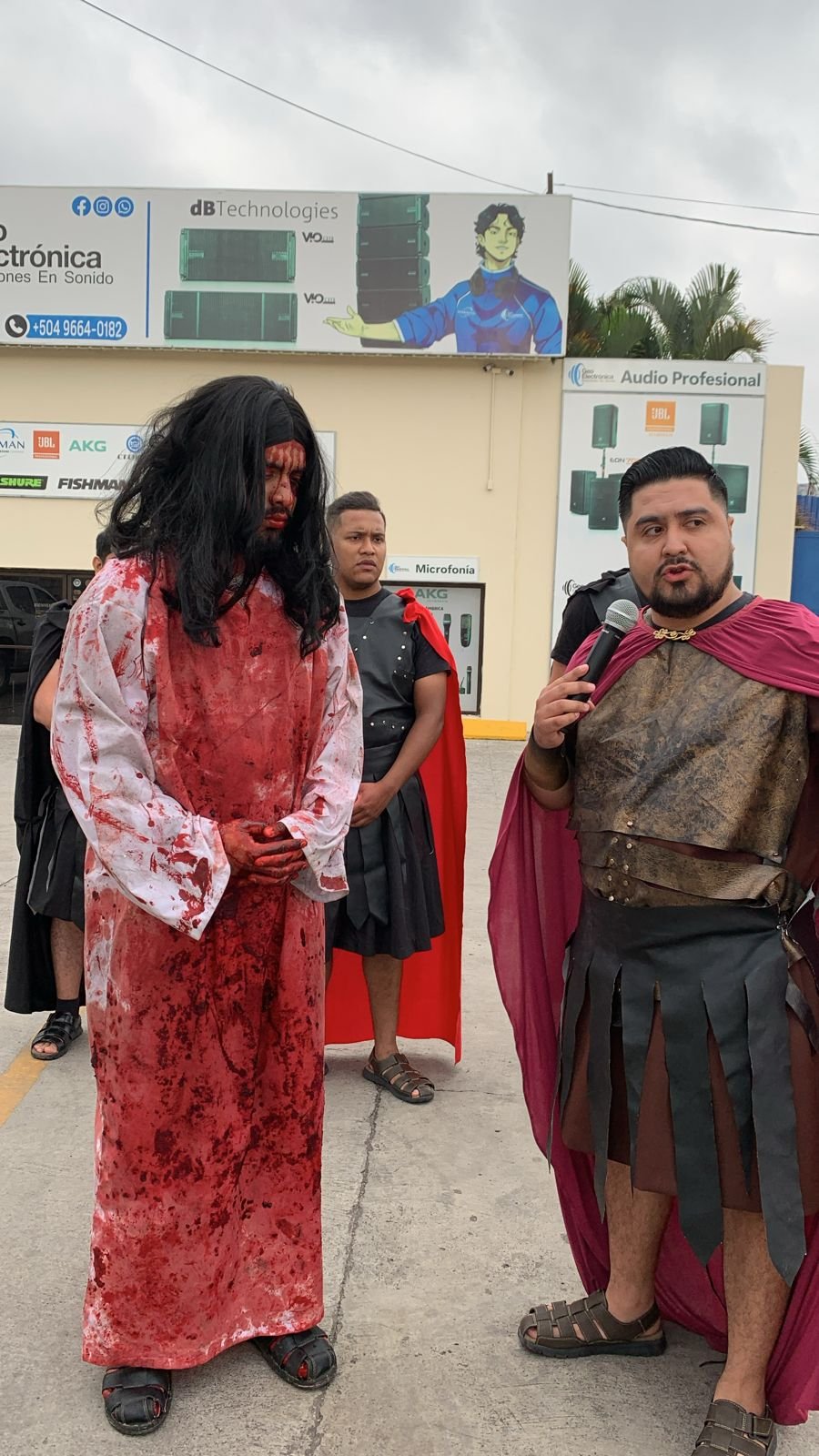 Viacrucis viviente, un instrumento de evangelización que lleva el anuncio de Jesucristo