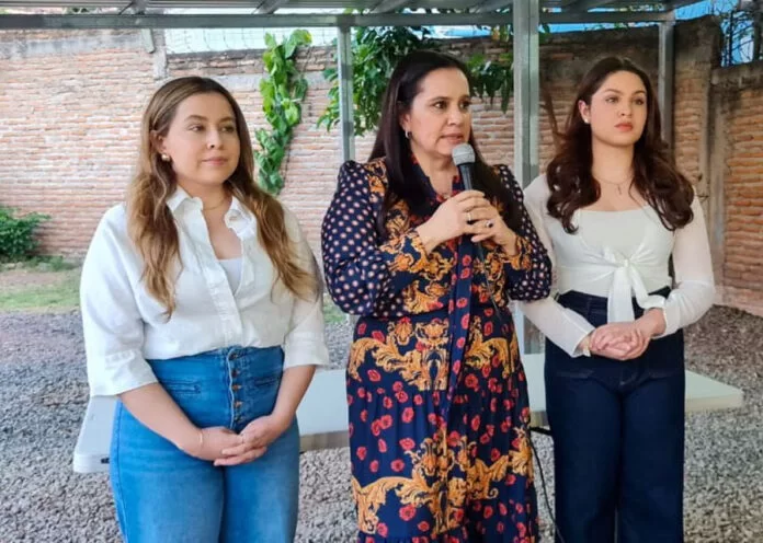 Exprimera dama Ana García anuncia precandidatura presidencial por el Partido Nacional