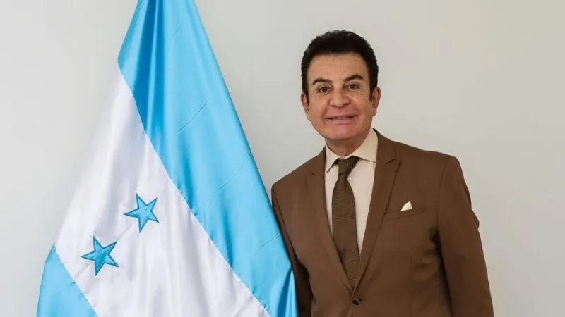 Designado Presidencial renuncia al cargo y confirma aspiraciones presidenciales