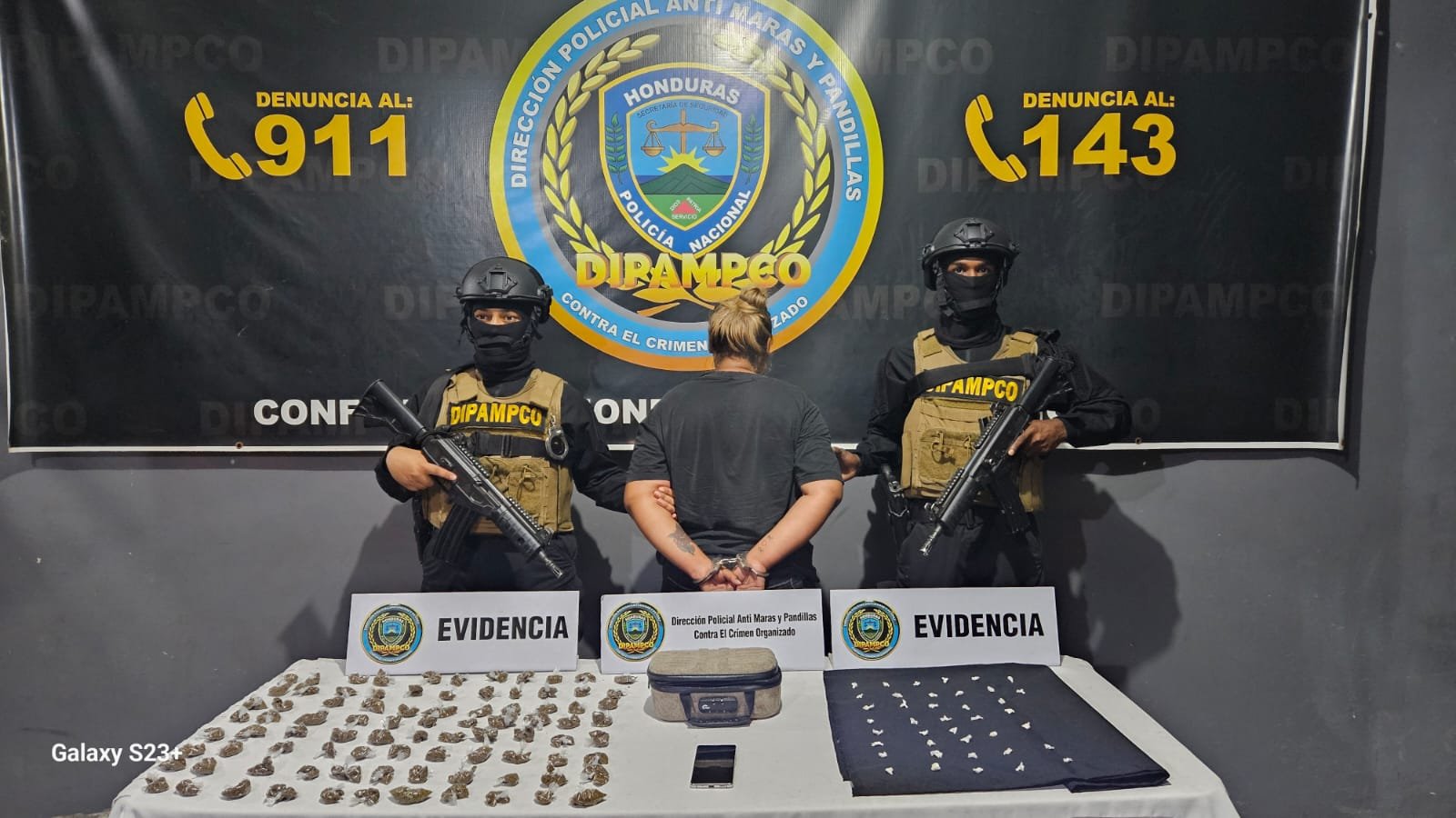 Arrestan en SPS a supuesta integrante de la banda “Los Aguacates”, decomisándole marihuana y piedra crack