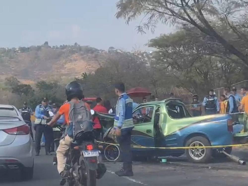Fuerte accidente deja una persona muerta y cinco heridos en el anillo periférico