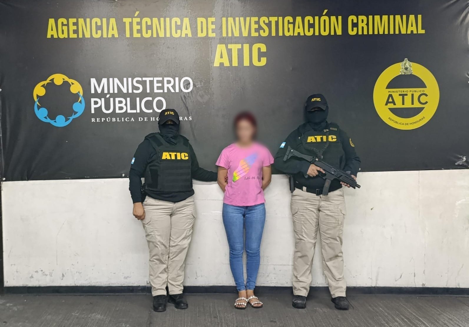 ATIC captura a administradora de juegos de azar que estafan a ciudadanos en centros comerciales