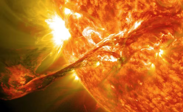 El Sol desató la llamarada más fuerte en casi una década