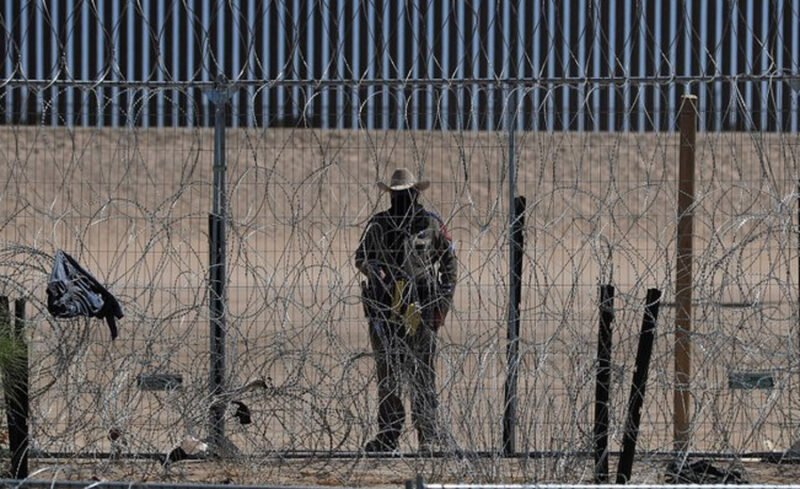 Muere un migrante hondureño en norte de México presuntamente golpeado por Policía de Texas