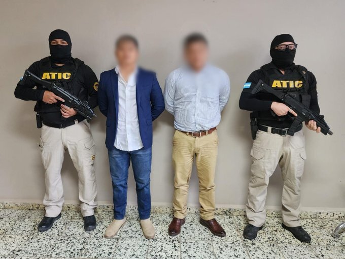 Capturados dos miembros de la DPI que detuvieron ilegalmente a ciudadano y le pidieron 100 mil lempiras