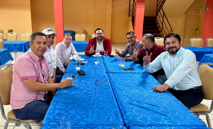 Alcaldes de Comayagua respaldan a Jorge Cálix en busca de su aspiración presidencial