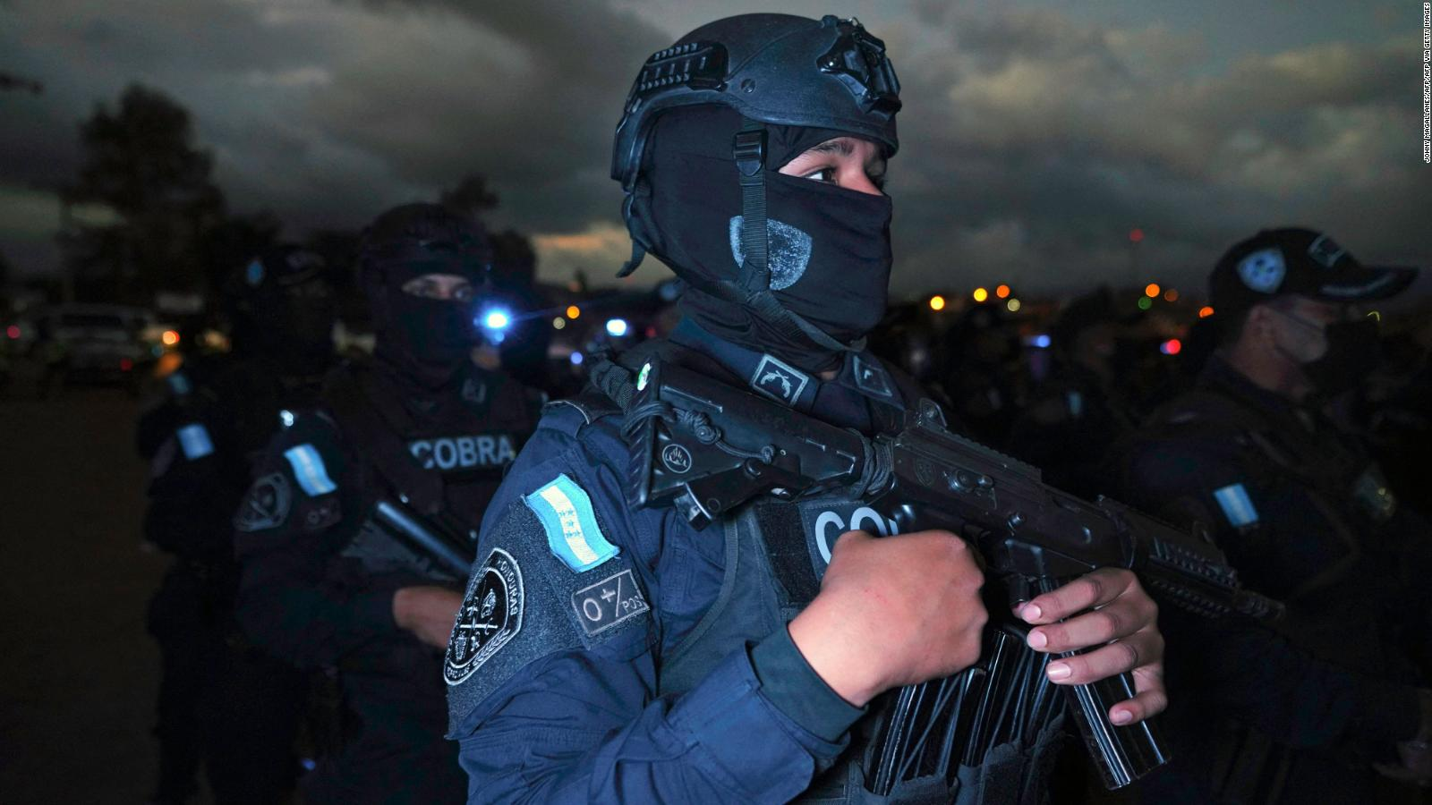 Policía Nacional reporta 322 detenidos y unos 55 allanamientos en las últimas 24 horas como resultados del Estado de Excepción Parcial