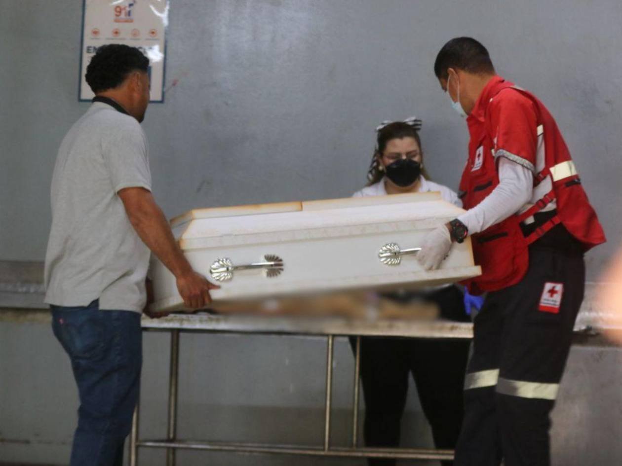 Surge penosa versión sobre muerte del niño en Marcala La Paz, el menor se habría disparado sólo con el arma del amante de su madre