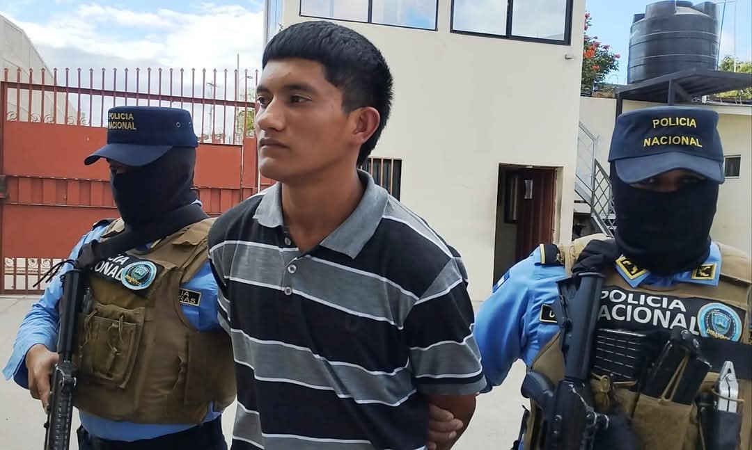 DIPAMPCO captura a “El Demonio” de la MS-13 en posesión de drogas