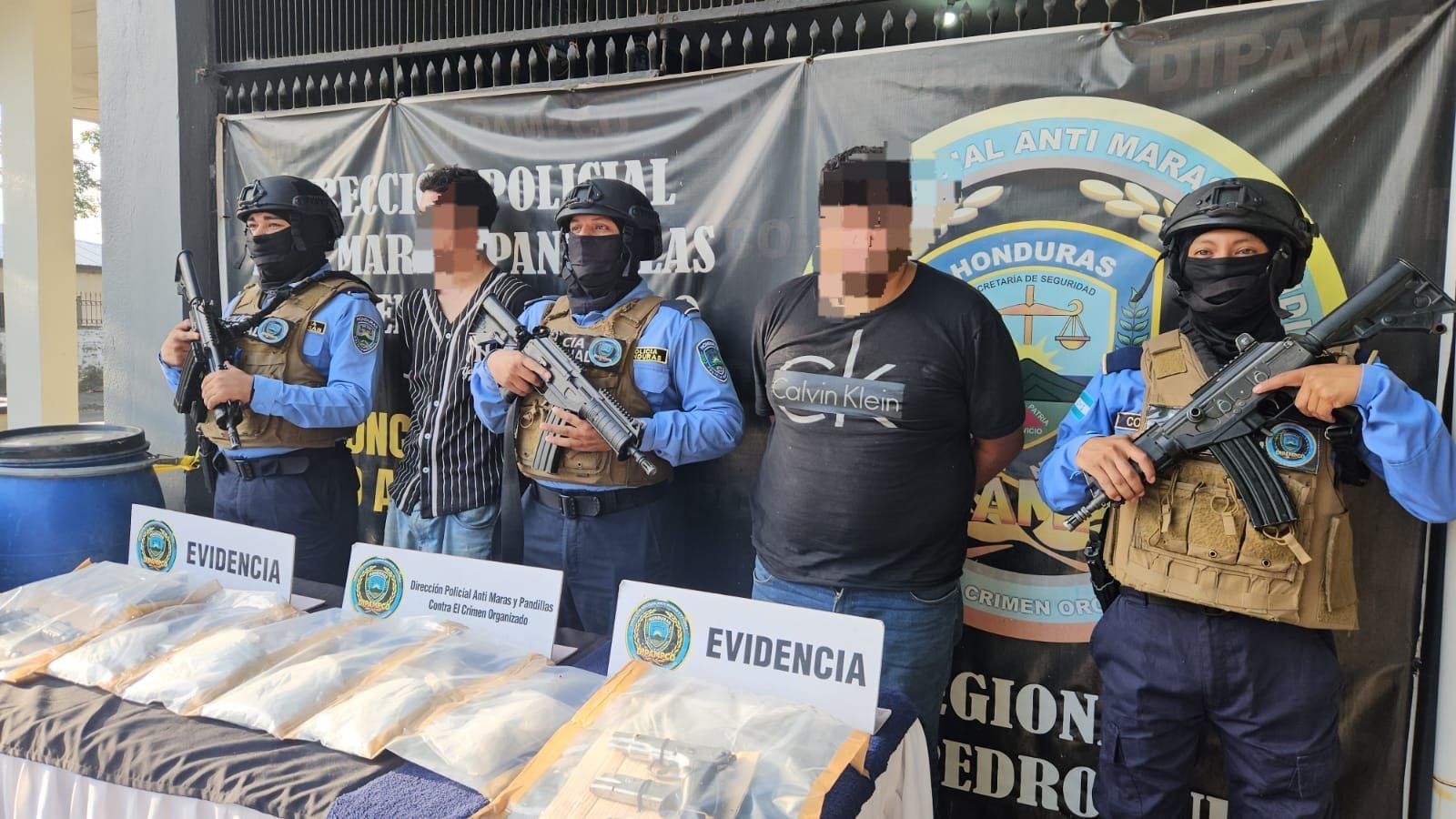 DIPAMPCO desmantela narcolaboratorio de la MS-13 y captura a dos miembros de este grupo criminal en SPS
