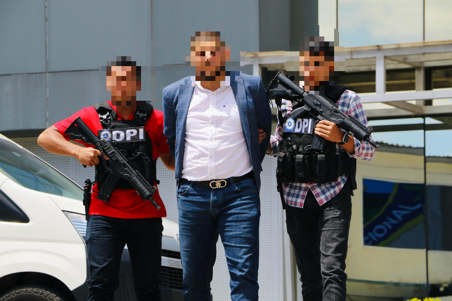 Motorista es capturado por suponerlo responsable de tráfico de drogas en Tegucigalpa
