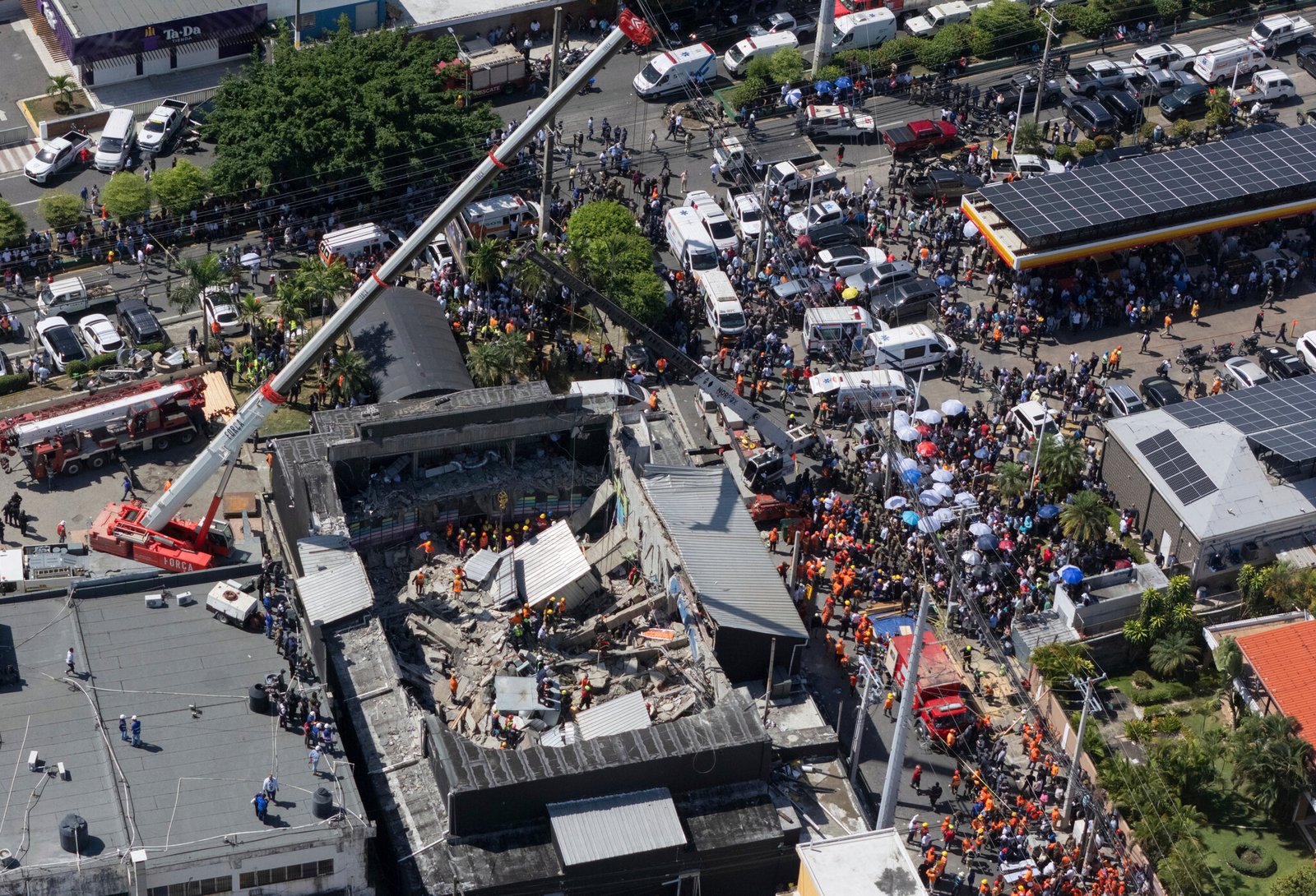 Aumentan a 113 los muertos en accidente en discoteca de República Dominicana