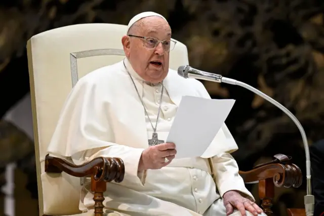 Papa Francisco enseñó a «amar la diversidad», resaltan en la séptima misa de luto en su memoria