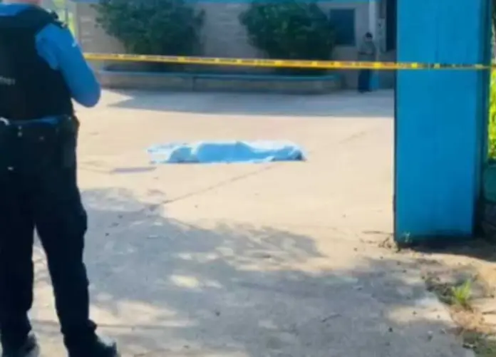 Asesinan a director de centro educativo y dejan alumno herido en Zacapa, Santa Bárbara