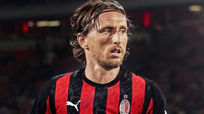 Tras sus glorias en Real Madrid, Luka Modric llega al fútbol italiano y ficha por el AC Milan