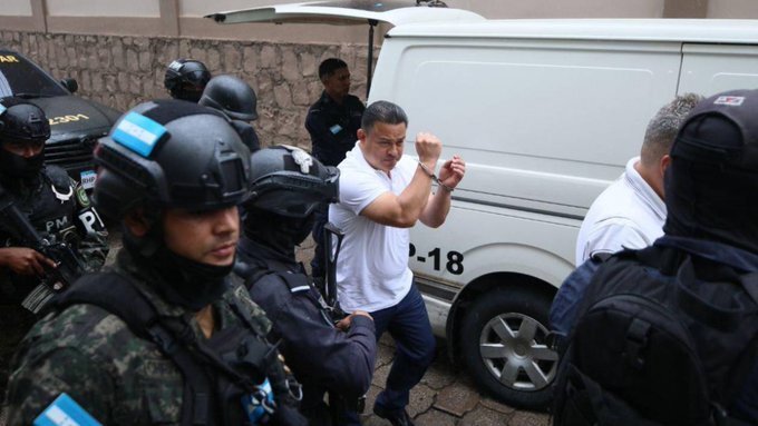 Nelson Márquez evita prisión tras fallo de juez que le dictó arresto domiciliario a él y a los implicados en millonario fraude de L.3,000 millones