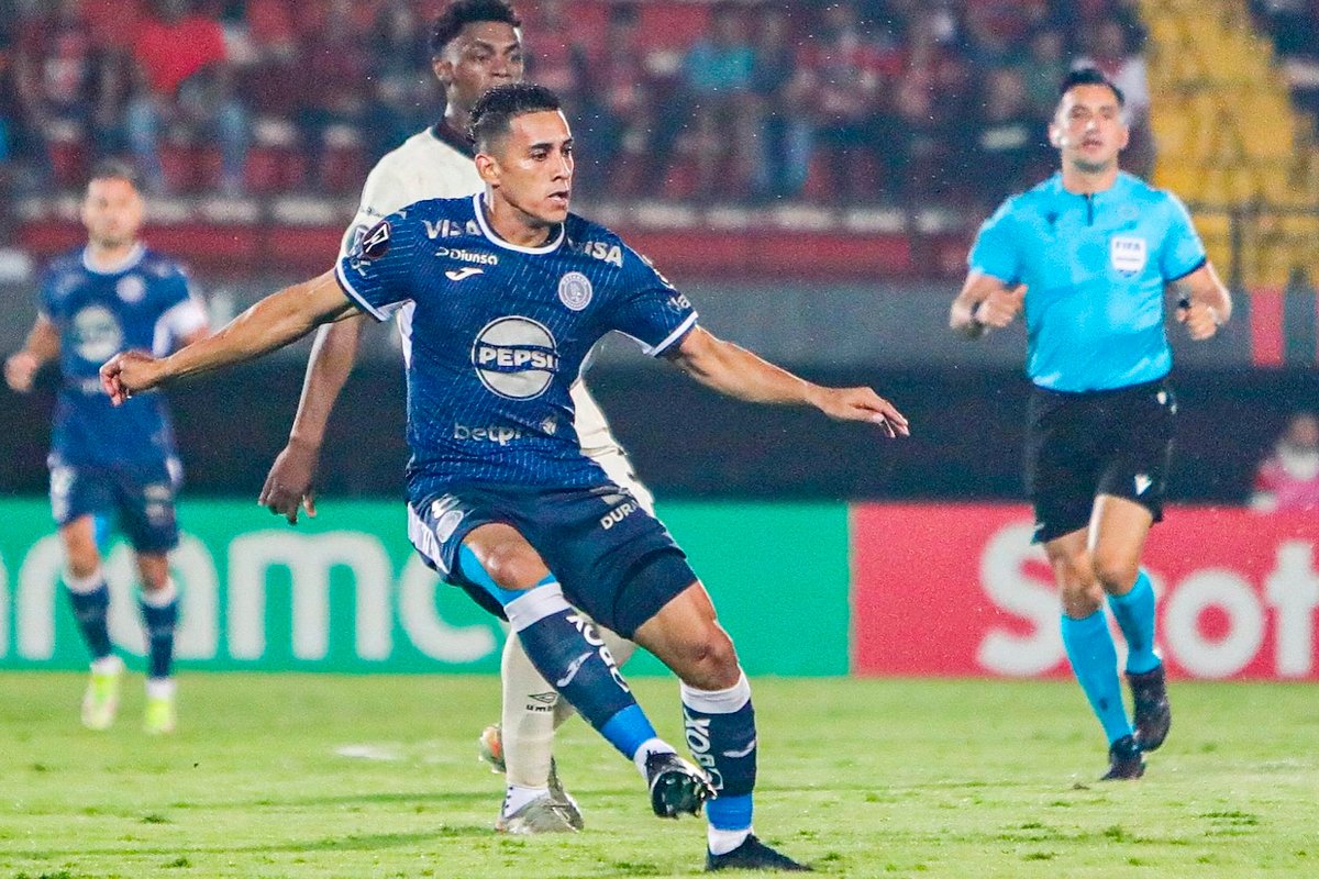 ¡Las águilas vuelan a semis! Motagua consigue su primer triunfo en Costa Rica al derrotar al Alajuelense