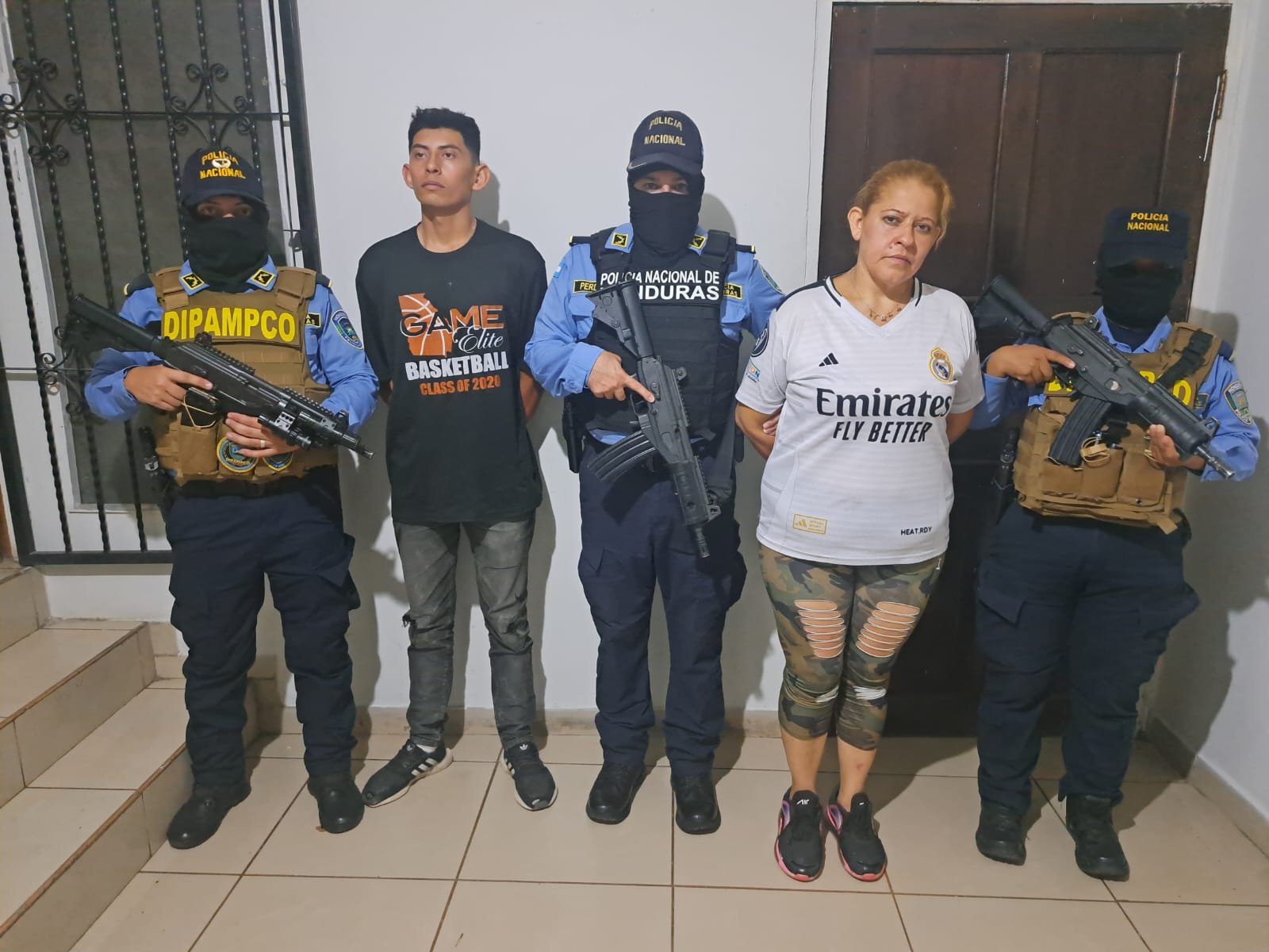 DIPAMPCO captura a pareja por tráfico de drogas en Copán