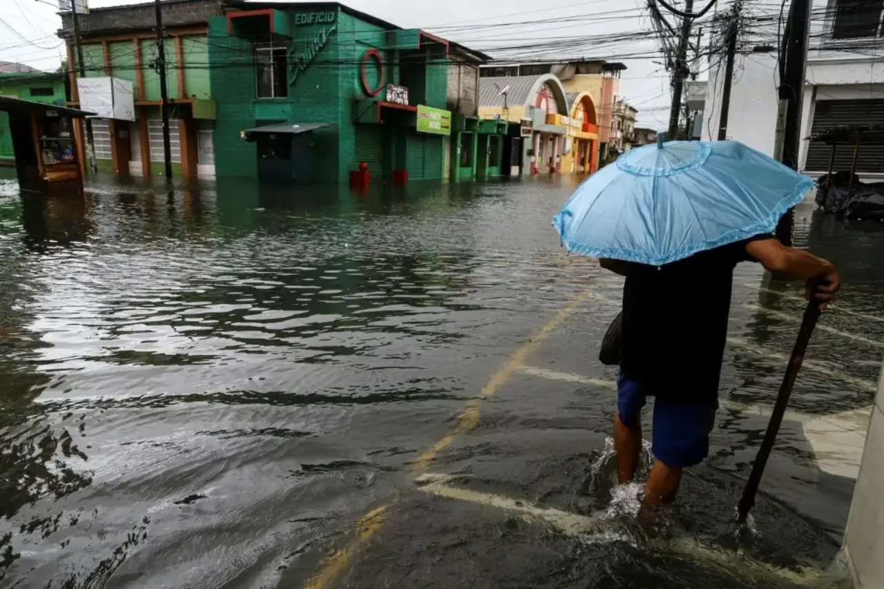 Copeco informa que alertas por lluvias continuarán en once departamentos del país