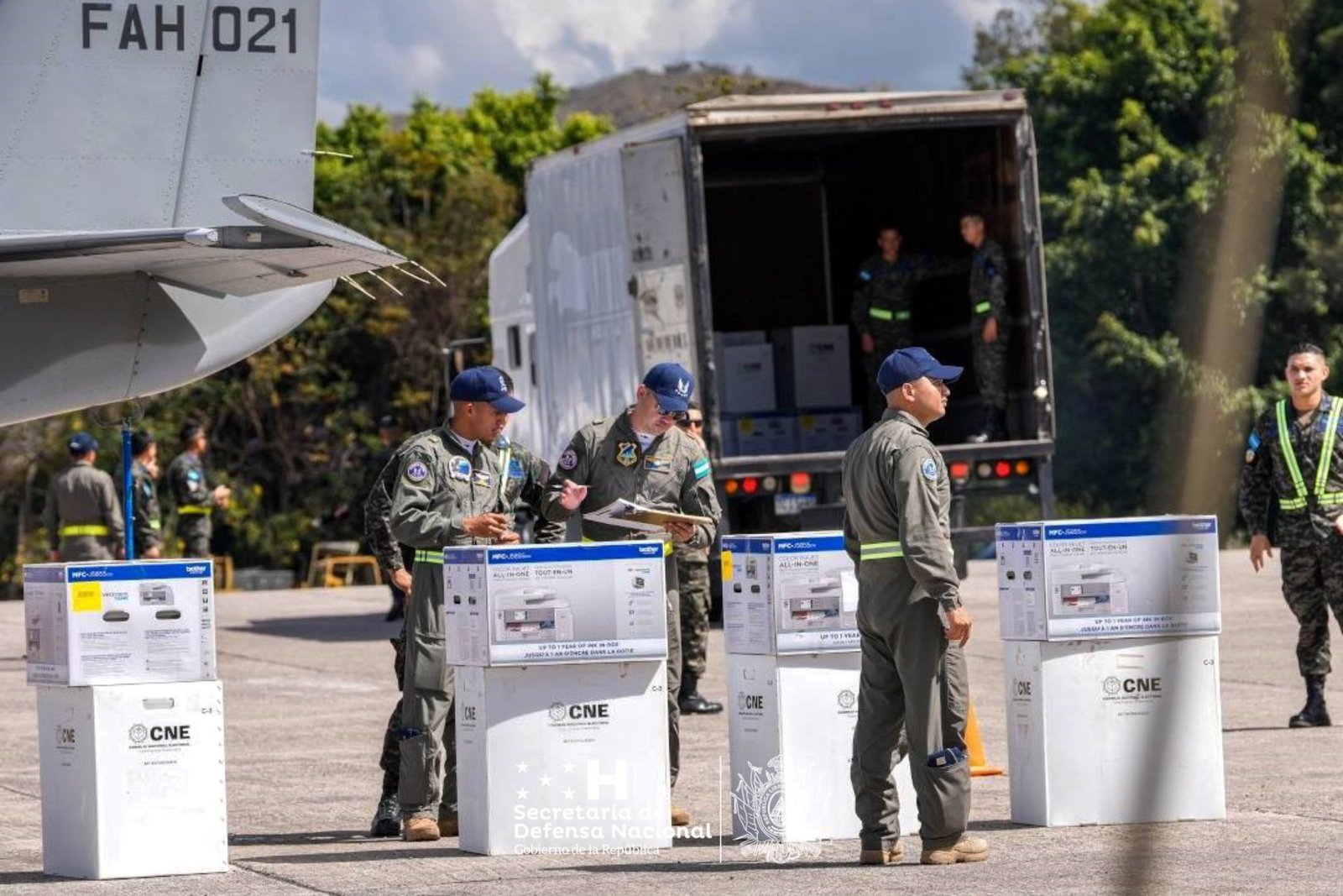 Distribución de maletas electorales, kits y materiales será vía transporte pesado