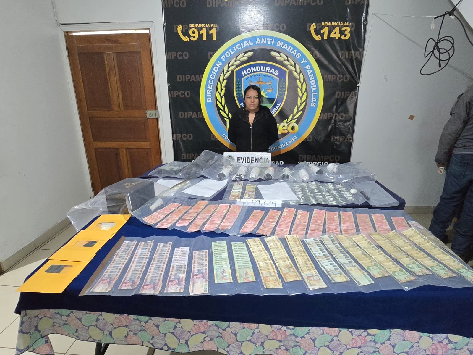 Dictan prisión preventiva a mujer acusada de tráfico de drogas agravado en Lempira