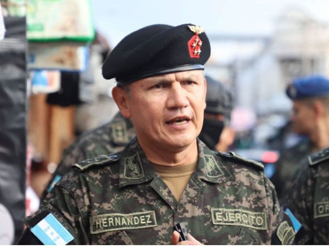 Informe de inteligencia Militar revela acciones del jefe de las FFAA para favorecer a Libre e imponer control por la fuerza