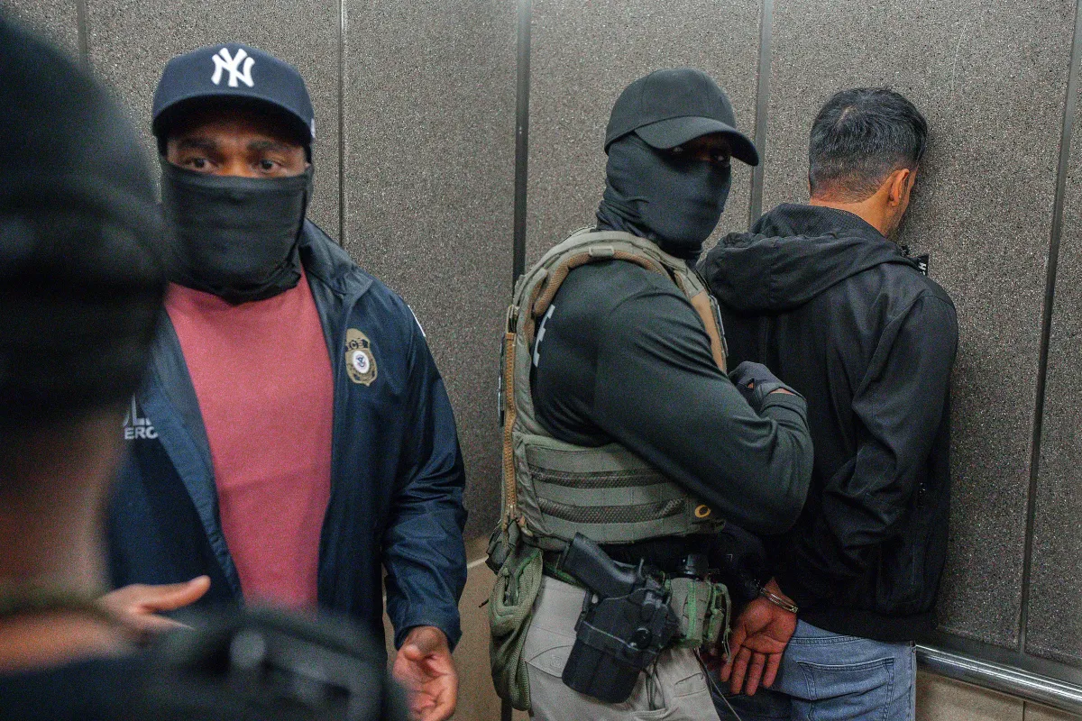 EEUU sube a 3.000 dólares el incentivo a migrantes que se autodeporten antes de fin de año
