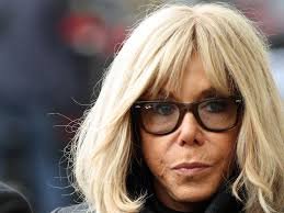 Condenadas 10 personas en Francia por sostener en redes sociales que la primera dama, Brigitte Macron, es un hombre
