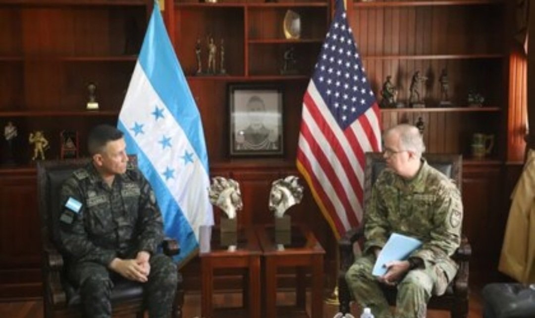 Honduras impulsa cooperación militar con EEUU; jefe de las Fuerzas Armadas viajará al Pentágono