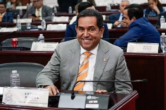¿En qué consiste la ley de cadena perpetua y castración química que promueve Antonio Rivera Callejas?