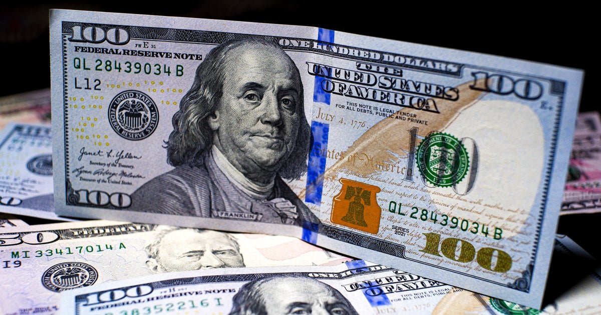 Firma de Trump aparecerá en nuevos billetes de dólar por el 250 aniversario de EEUU