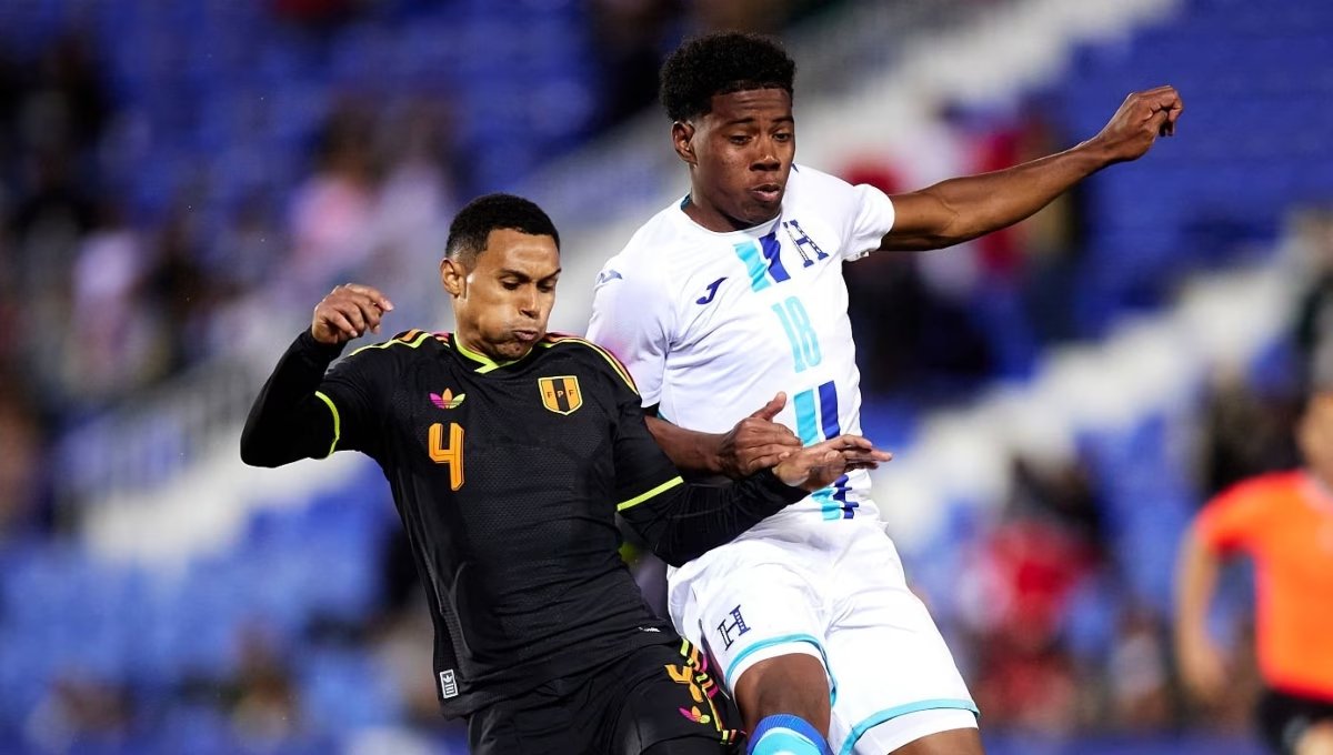 Honduras rescata el empate ante Perú en el último suspiro en el debut de José Francisco Molina