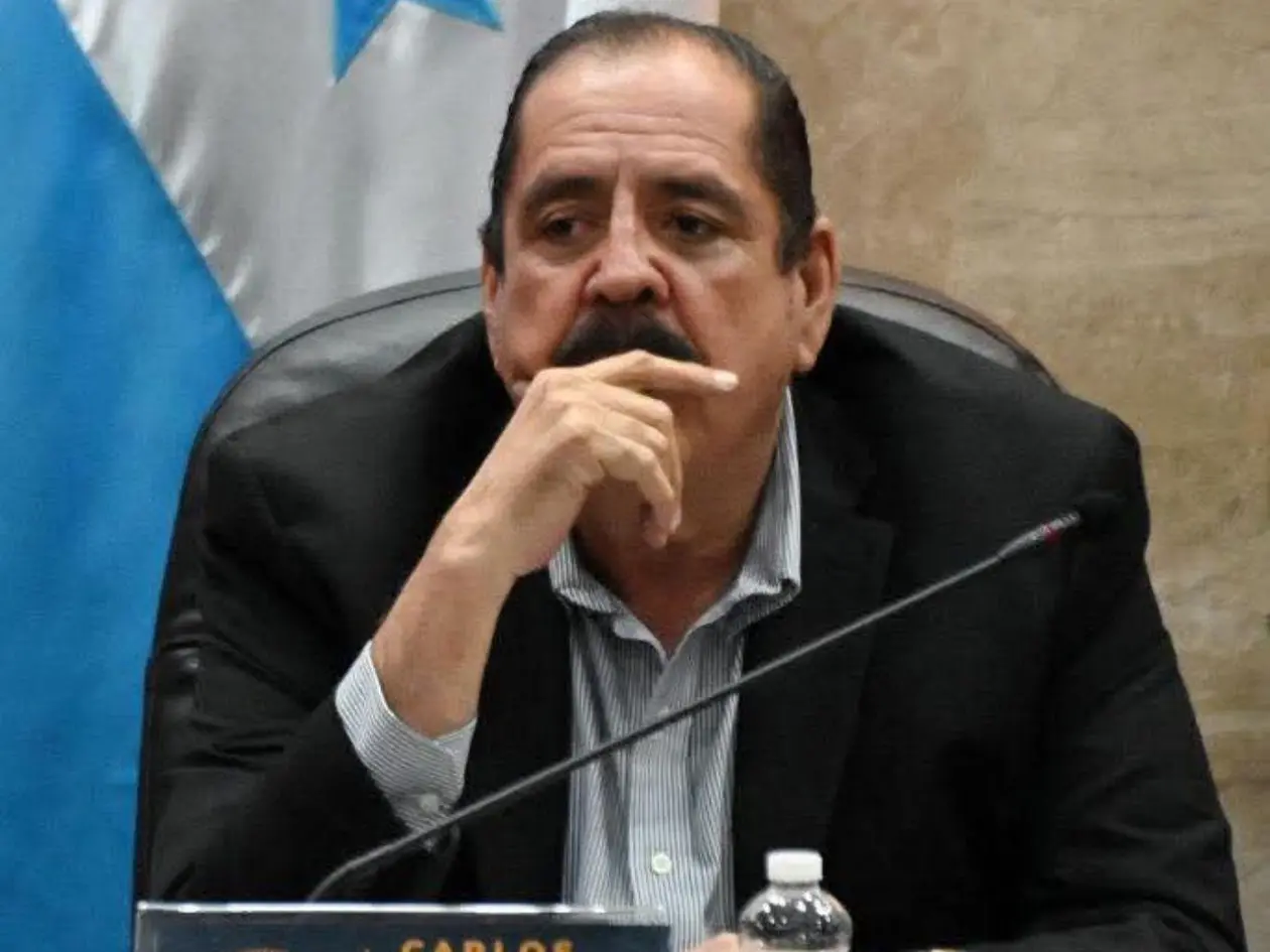 Confirman que el exdiputado Carlos Zelaya padece cáncer de pulmón con metástasis y no asiste a audiencia por caso del “Chequesol”