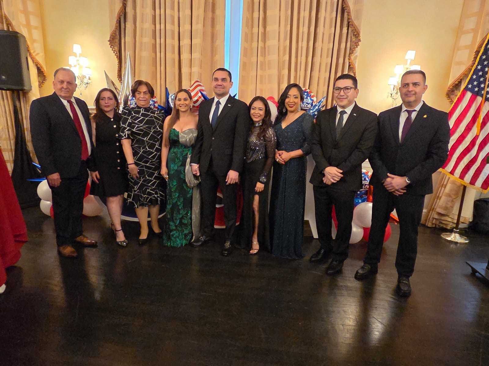 Gala “America 250” distingue a Tomás Zambrano en Nueva York