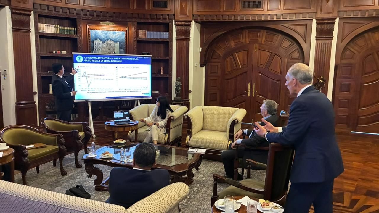Asociación para una Sociedad más Justa presenta propuesta para reformar el sector eléctrico