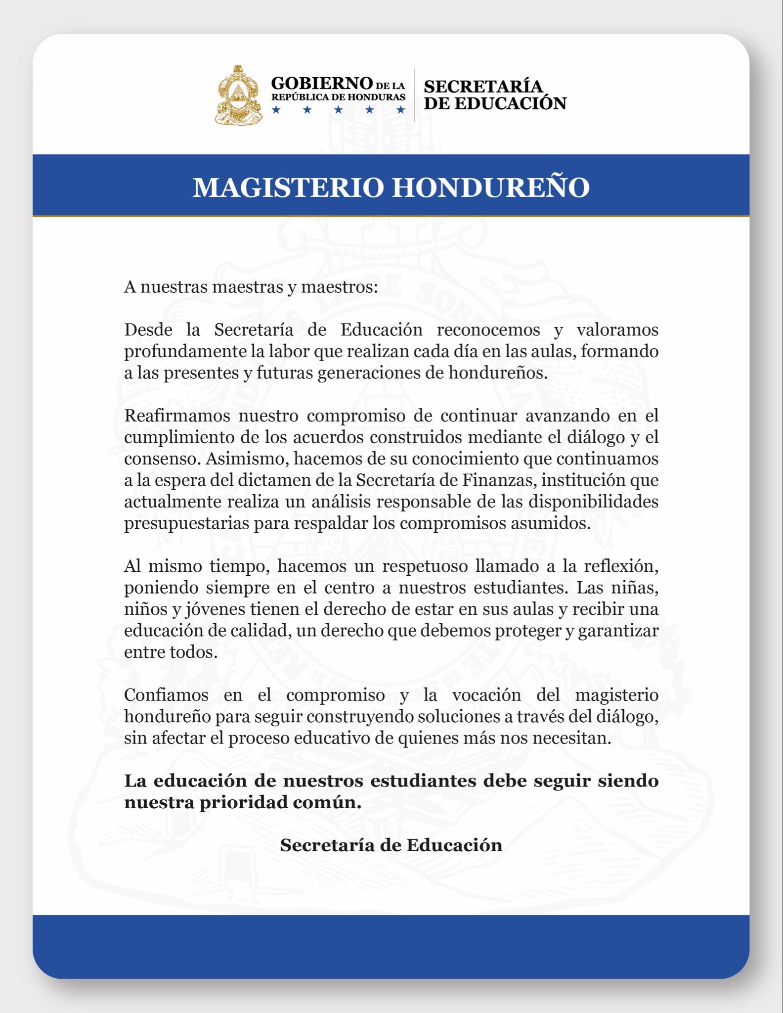 Educación pide mantener las clases, pero magisterio confirma paro nacional para este lunes
