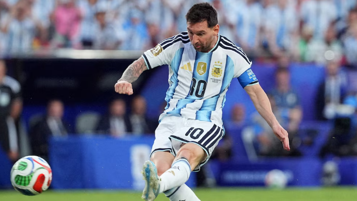 Tecnología del balón revela detalles del primer gol de Messi en el Mundial: velocidad, potencia y precisión