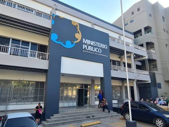 MP ejecuta 104 aseguramientos contra núcleo familiar que no justifican el origen de casi 500 millones de lempiras