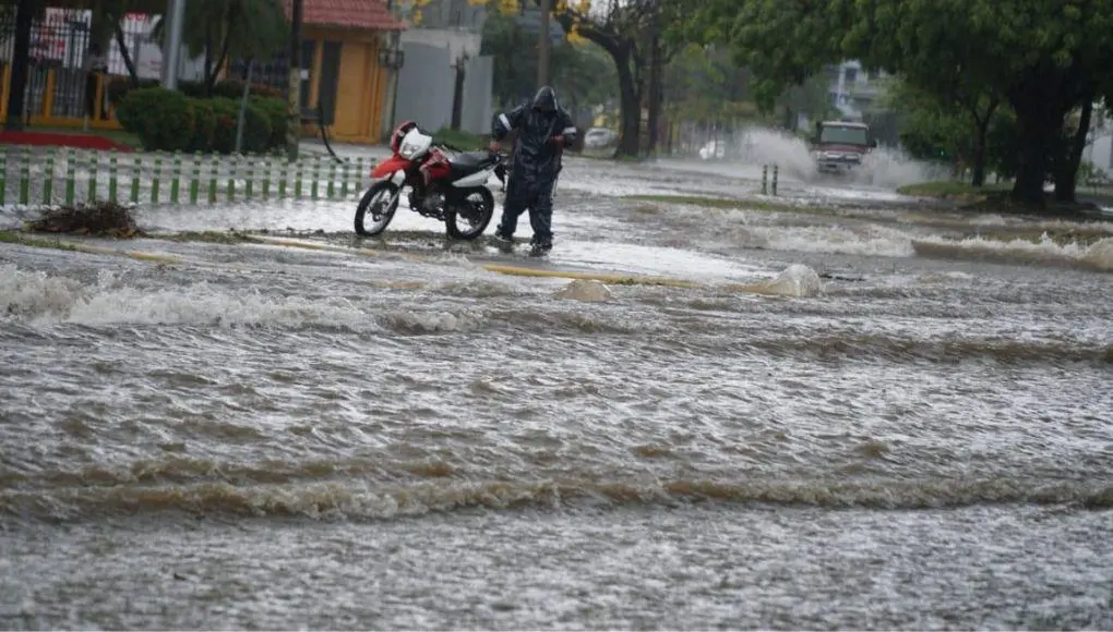 Copeco declara en alerta ocho departamentos por lluvias, tormentas eléctricas y riesgo de inundaciones