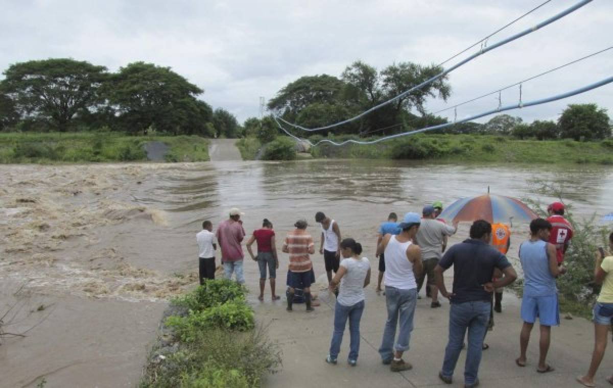 Crecida del río Goascorán vuelve a aislar a más de 900 familias en la Costa de los Amates