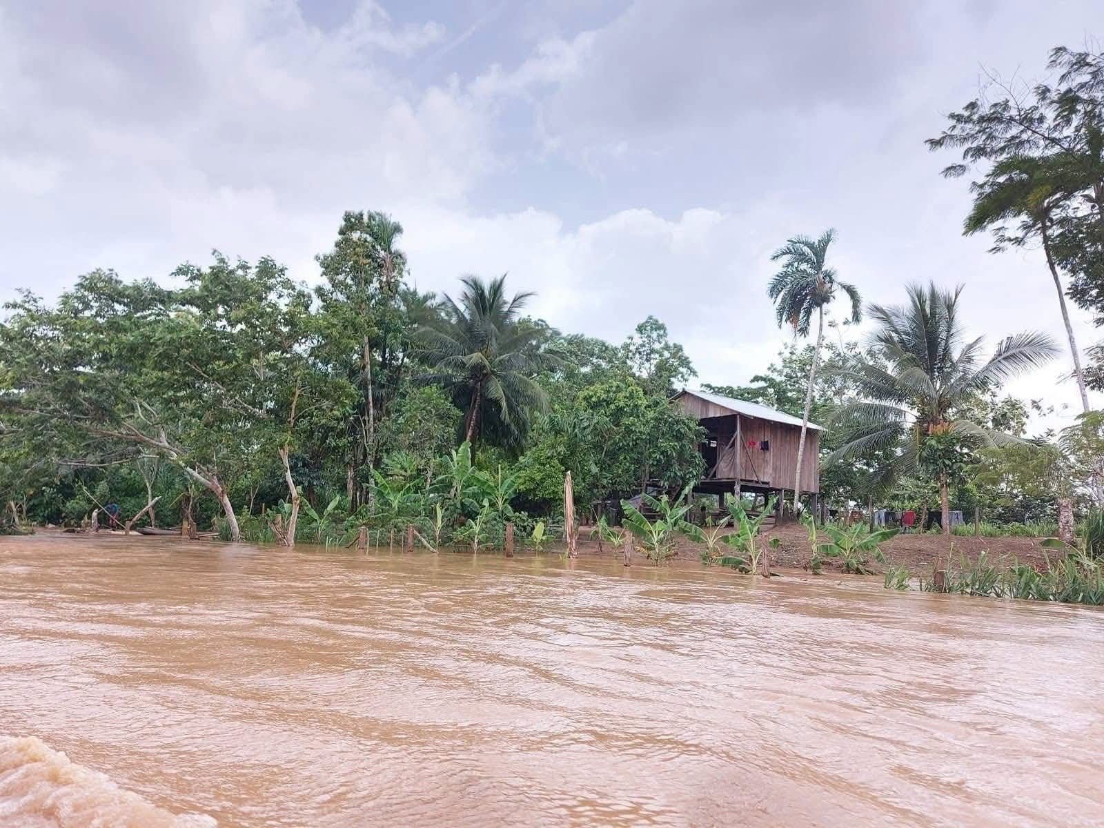 Lluvias provocan desaparecidos, comunidades incomunicadas y daños en el oriente de Honduras
