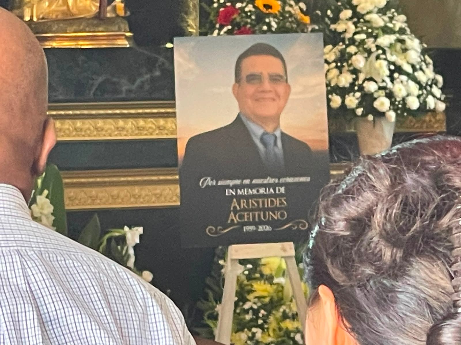 El periodismo hondureño acompaña el último adiós a Arístides Aceituno