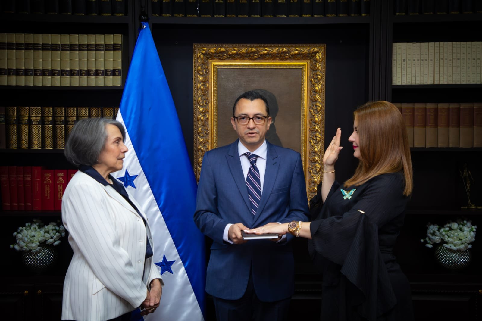 Cossette López asume como embajadora de Honduras ante la OEA