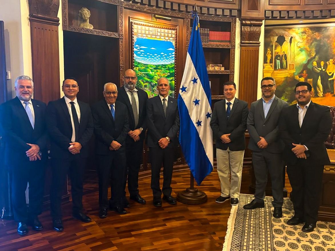 Asfura supervisa inversión de $624 millones para modernizar Puerto Cortés y fortalecer el empleo