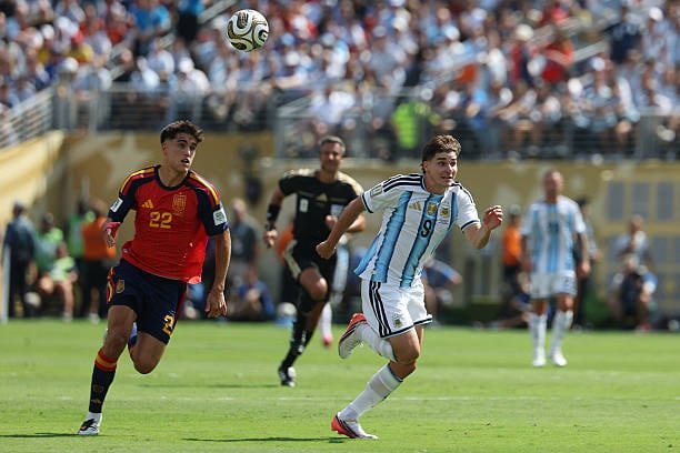 Polémica en redes: impulsan petición para repetir la final del Mundial entre Argentina y España