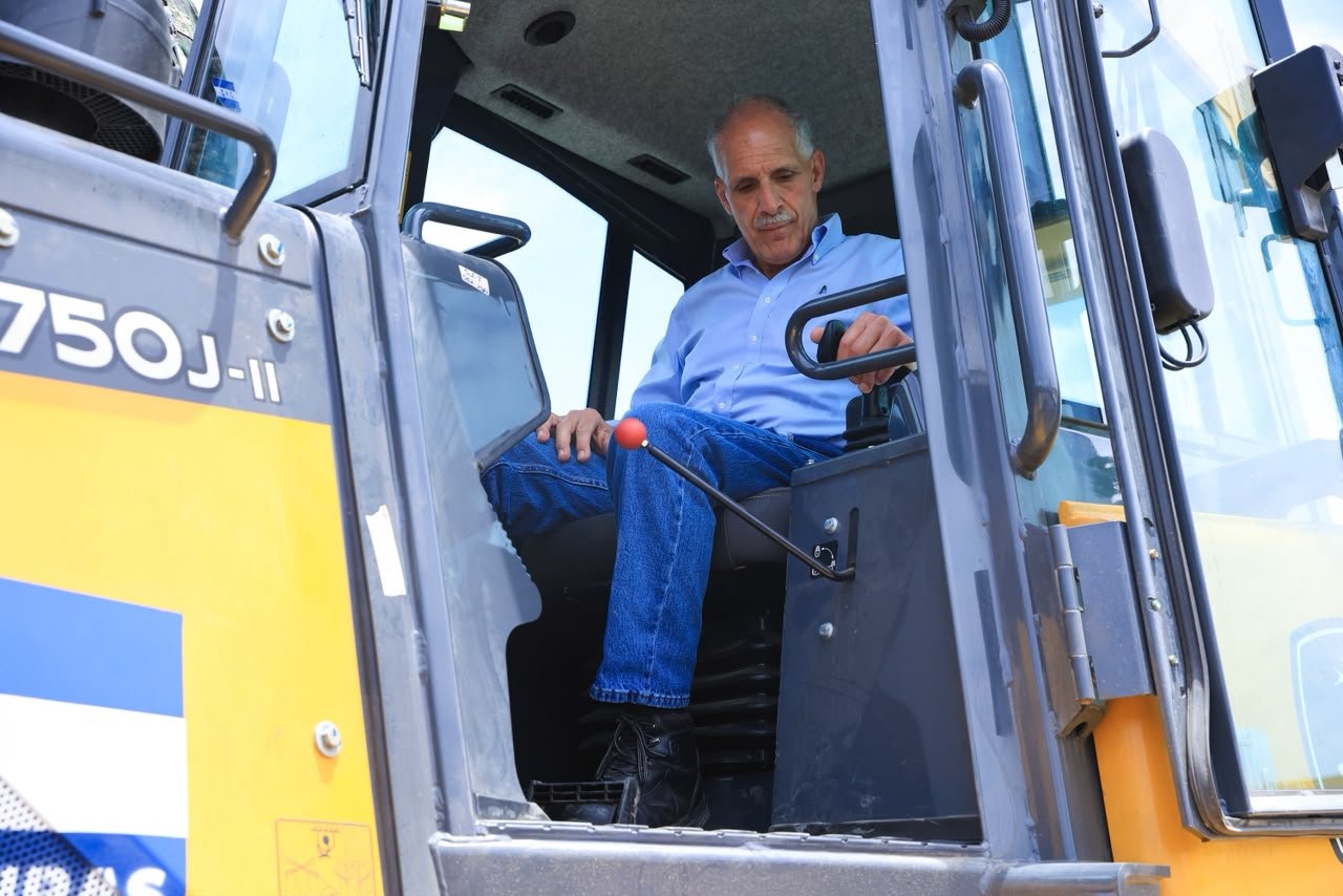 Presidente Asfura supervisa histórica transformación municipal con nueva maquinaria